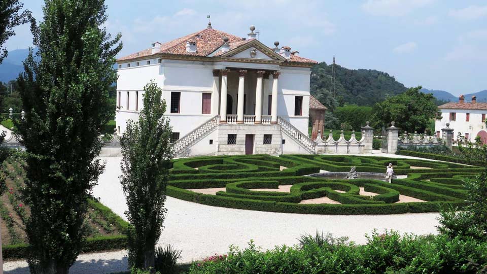 Villa Emo